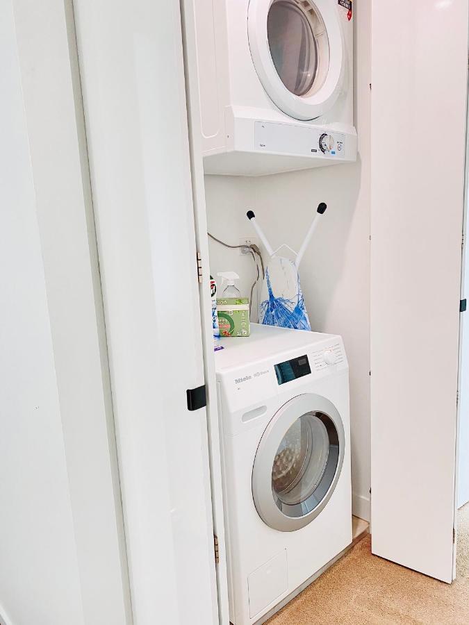 Koko Luxury Apartment In Broadbeach ゴールドコースト エクステリア 写真